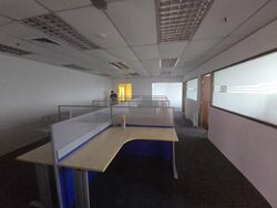 Peninsula Plaza (D6), Office #560453811